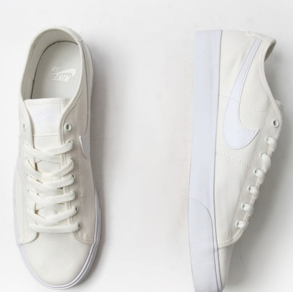 Nike SB Blazer Court Skate Shoes - Sail/White/Sail White - Men's 7/Ladies 8.5 - Picture 12 of 13